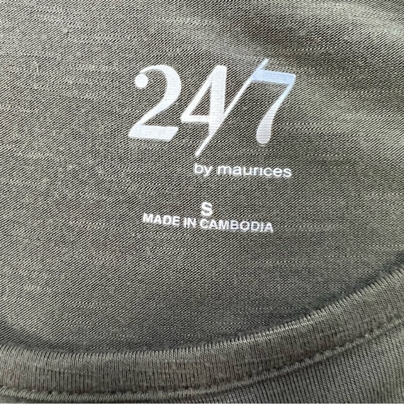 Maurices 24/7 Women’s Tops Sz Small Lot/2 Multi Colors Pullover Sleeveless Tank - Picture 4 of 13